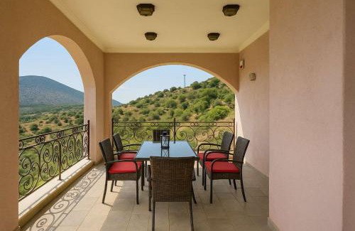 Troizinia Villa | Filistron Seaview Bliss - Coastal Secluded Gem