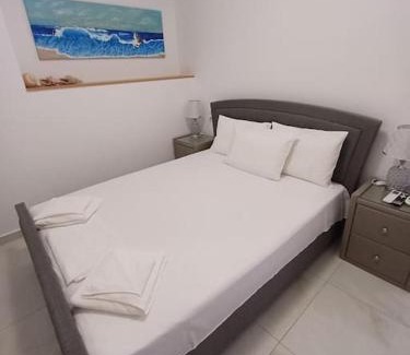 Minoa Pediada Apartment | Filocsenia sea side