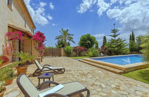 Buger Villa | Finca Antonio
