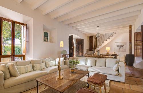 Biniaraix House | Finca Can Busquera by Rentallorca