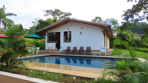 La Mesa House | FINCA DE DESCANSO MARLU