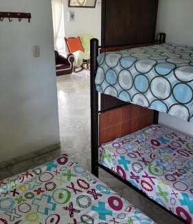 Chinauta Villa | Finca en Chinauta, piscina, jacuzzi, BBQ