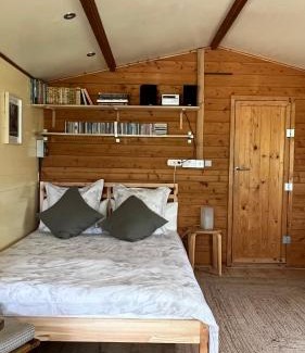 Tivenys Ski Chalet | Finca Florecer