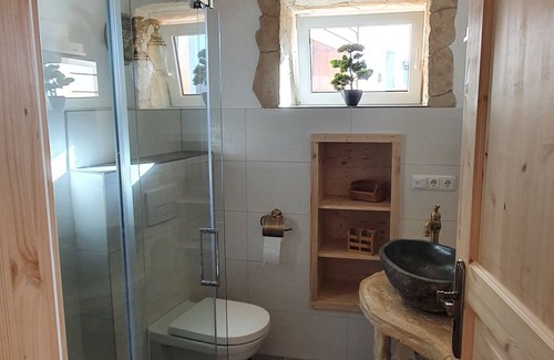 Schonbrunn Cabin | Finca holiday home