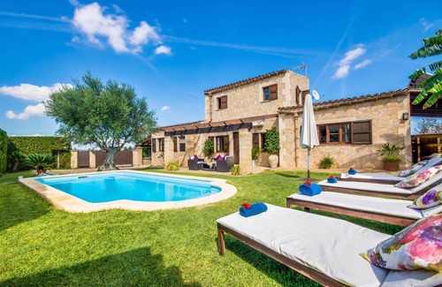 Petra House | Finca in Petra with Private Pool near Alcúdia