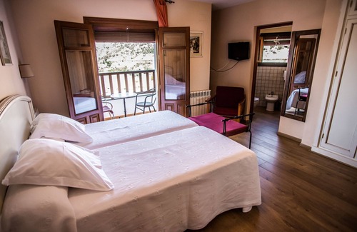 Capileira Hotel | Finca Los Llanos