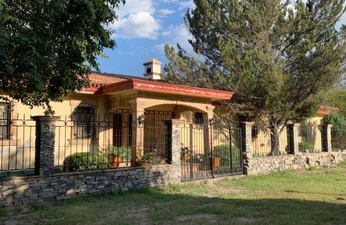 Parras de la Fuente House | Finca los Rosales