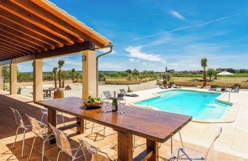 Petra Villa | Finca Luz de Luna in Petra Mallorca centre