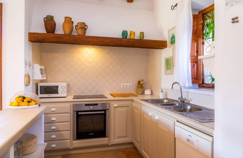 Arta Villa | Finca "Na Palada" with Mountain View, Shared Pool & Wi-Fi