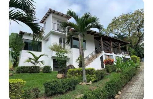 La Mesa Villa | Finca San Pedro