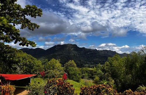 San Sebastian de Mariquita Ski Chalet | Finca Shaloom