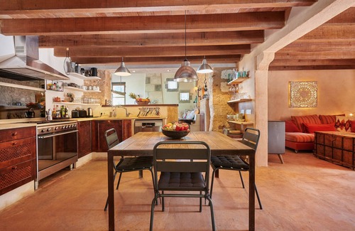 Es Palmer Villa | Finca 'Son Garreta' with Views of the Tramuntana, Private Pool and Wi-Fi