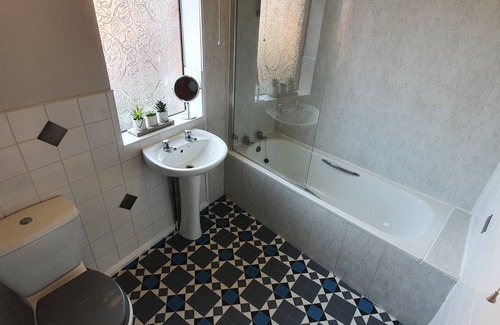 Westoe House | ✪ Find Dwellcome Home Ltd ✪ 7 BED Dwellcome Home South Shields