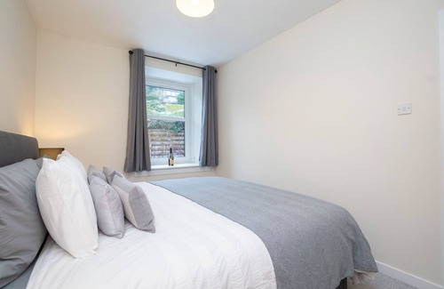 Banchory Apartment | *Find Dwellcome Home* 2 Bed Apt for BEST price, discounts & service★