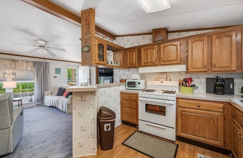 Deep Hole House | Find your peace at One Peace Cottage