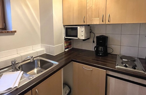 Abwinkl Apartment | Fine apartment with terrace close to the lake