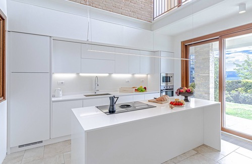 Neive Villa | Fine contemporary villa with views of the vineyards and a pool! - Villa Bianca