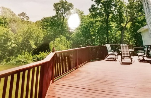 Nauvoo House | Finest, Nicest, Mansion In the Nauvoo Area. Totally Family-Oriented