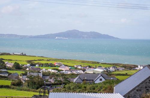 Rhydwyn House | Finest Retreats - Abersant House - Sleeps 6 with Hot Tub
