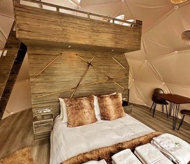 Chiddingstone Hoath Ski Chalet | Finest Retreats - Ashdown Luxury Dome