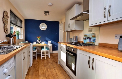 Amble House | Finest Retreats | Byron Street