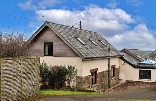 Holsworthy House | Finest Retreats - Chasty House Barn