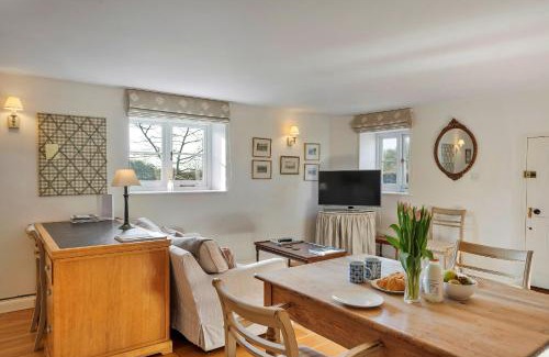 Newton Ferrers House | Finest Retreats - Stable Cottage at Yealmpton