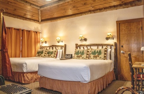 Skaneateles Cabin | Finger Lakes Lodging