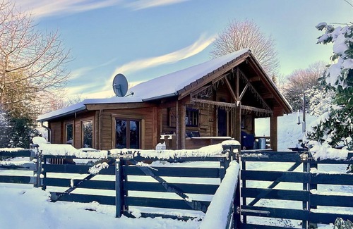 Diemelsee House | Finnish log cabin with hot tub near Willingen and Lake Diemel