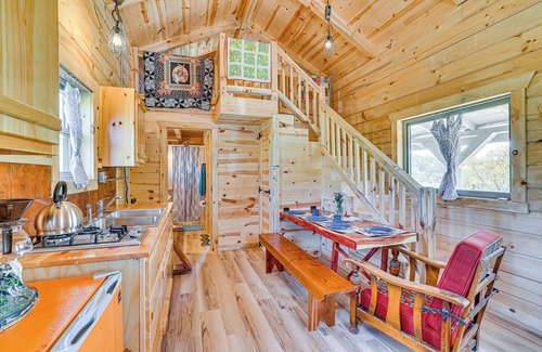 Winona County Cabin | 'Fins & Flowers' Lewiston Cabin w/Trout Fishing!