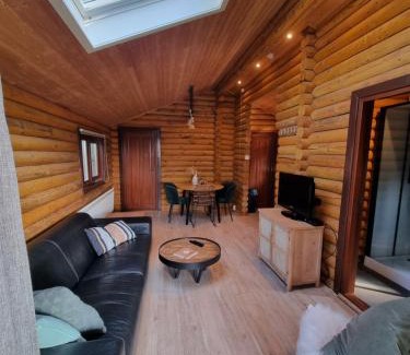 Breezand House | Finse Woning op Camping De Tulpenweide