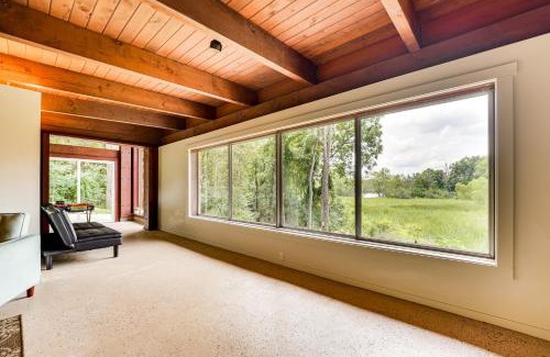 Vandercook Lake House | Fire Pits and Grill Lakefront Jackson Home
