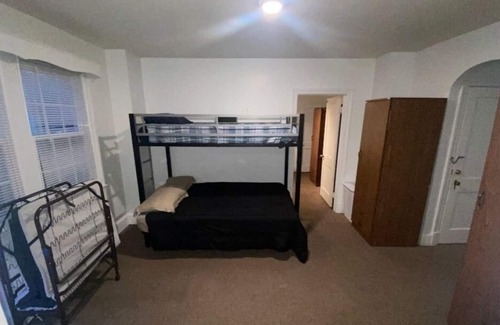 Glen Burnie Hotel | Firefly Aire B&B