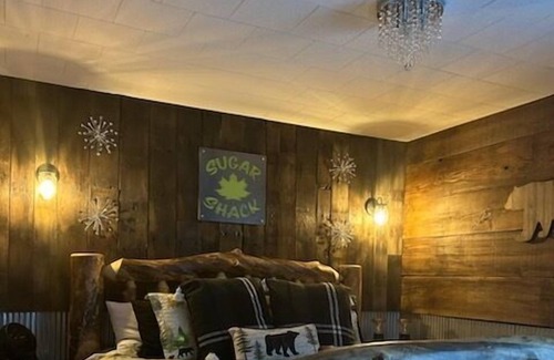 Wetmore Cabin | Firefly Cabin-6 private acres! Snowmobile/ATV trails, pet-friendly!