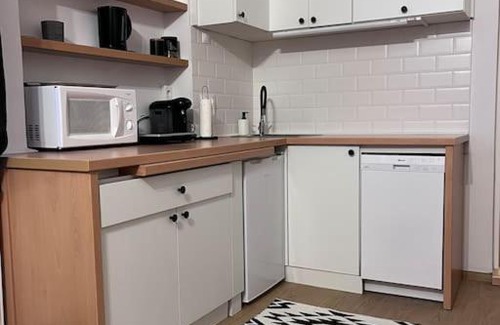 Odorheiu Secuiesc Apartment | Fireplace 33