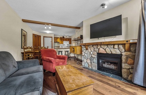 Sun Peaks Condo | Fireside 202A: Centrally Located, 1BDRM Condo w/shared Hot Tub