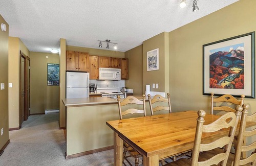 Sun Peaks Condo | Fireside Lodge 316: Charming, Pet Friendly, 1BDRM Condo w/Shared Hot Tub