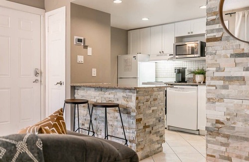 Craigleith Condo | Fireside Retreat - Outdoor Pool/Shuttle to Blue