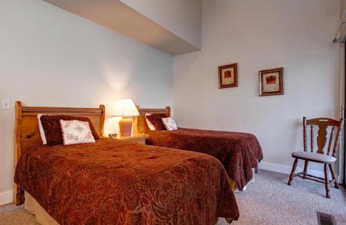 Park Meadows House | Fireside Retreat