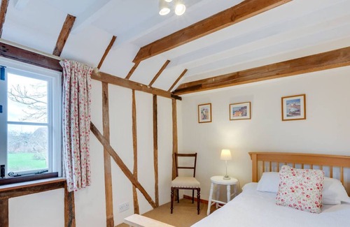 Rolvenden House | Firs Coach House in the beautiful Cranbrook