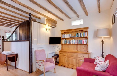 Rolvenden House | Firs Coach House in the beautiful Cranbrook