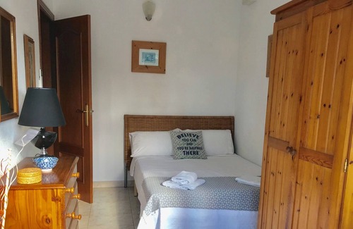 Can Trabal House | First Floor, 15 minutes away from Sitges, Heated Private Pool, Jacuzzi & Sauna