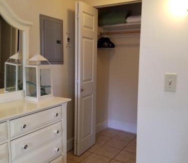 Edgecomb Apartment | First floor comfort and convenience Sheepscot Harbour Studio #207