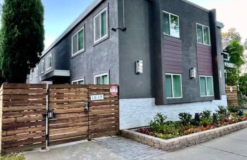 Downtown Sacramento Apartment | First floor gated, central and remodeled apartment