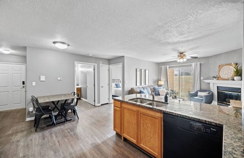 West Des Moines Apartment | First Floor | Onsite Gym | King Bed and More!