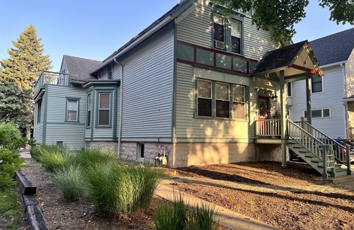 Oak Park House | First floor unit of a delightful retreat in the Frank Lloyd Wright district.
