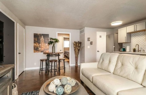 West Plaza Condo | First Floor with 2 King Bedrooms