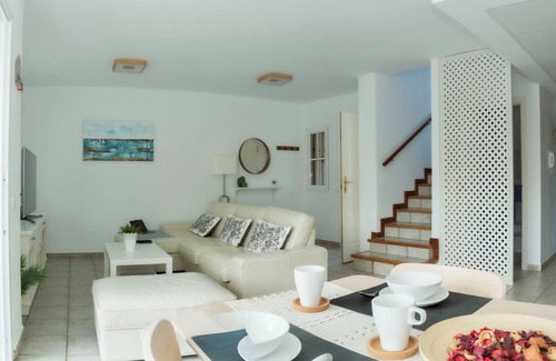Pasito Blanco House | First line holiday house in the exclusive and private marina of Pasito Blanco.