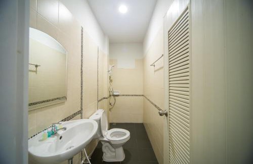 Mae Rim Hotel | First Residence