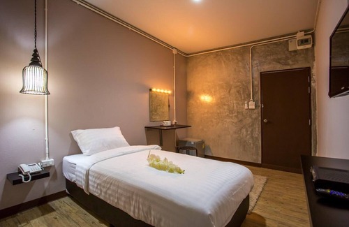 Mae Rim Hotel | First Residence